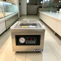 Machine d'emballage sous vide compacte semi-automatique à haute efficacité et à économie d'énergie pour la mise sous scellé de produits à petite échelle