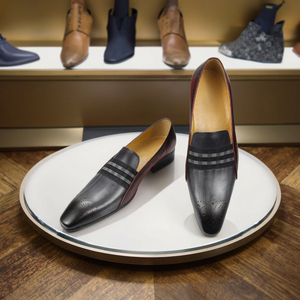 Buona vendita <span class=keywords><strong>scarpe</strong></span> eleganti Casual da <span class=keywords><strong>uomo</strong></span> alla moda mocassini in pelle alla moda oxford moda Slip-On altezza aumento calzature di grandi dimensioni - Product Image 1