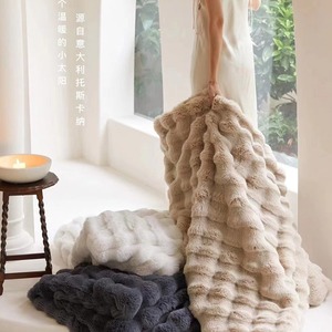 Faux Rabbit Fur Plush Blanket 100x160cm <b>Quilted</b> Soft Warm Bedding Luxury Style Rectangular Solid Color - Product Image 3