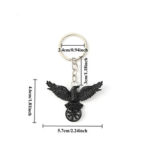 Llavero Vikingo Retro con Runa de Cuervo Negro, Estilo Nórdico Noruego, Gótico Místico Vintage, Llavero Místico Vikingo con Águila - Product Image 2