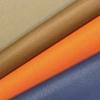 Résine PU moussante à base d'eau, émulsion de polyuréthane aliphatique pour la construction de vêtements souples et le travail du bois, haute résistance à l'adhérence