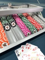 Boîte de rangement pour jetons de poker en métal gris verrouillable à 10 rangées, capacité importante, avec serrure sécurisée, insert de table pour support de jetons