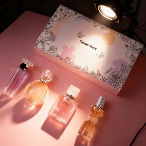 Coffret de Quatre Pièces Eau de Toilette pour Femme Internet Celebrity Garden Kiss, Format Standard, Parfum Rose Longue Durée, Cadeau de Minuit - Product Image 1