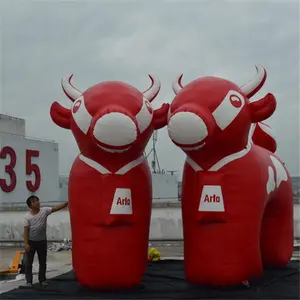 Inflable gigante rojo suerte vaca mascota para publicidad K2024-2