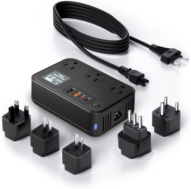 350W Conversion Plug: International Travel Converter with 2 USB and 2 USB-C Ports, Lowering 220V to 110V