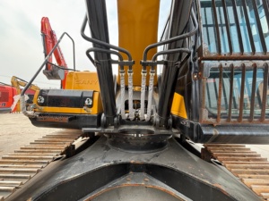 Excavatrice hydraulique SANY SY365H d'occasion en excellent état, sans fuites, châssis robuste, livraison immédiate - Product Image 6