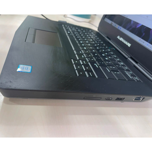 Ordinateur portable de jeu ALIENWARE 15 R2 <span class=keywords><strong>I7</strong></span>-<span class=keywords><strong>6700HQ</strong></span> <span class=keywords><strong>Intel</strong></span> <span class=keywords><strong>Core</strong></span> 16GB Ram 512GB SSD GTX 970M (3G) Win11 High Spec Ordinateur portable de jeu - Product Image 4