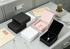 Eco-Friendly Handmade High-End Magnetic Jewelry Gift Boxes Thick Rigid Paperboard <b>Square</b> Shape Magnetic Closure Multi-Color - Product Image 2