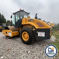 Compacteur routier d'occasion 223J, rouleau vibratoire monocylindre, moteur Weichai 132KW, moteur et pompe en parfait état