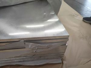 Lámina de Aluminio 1050 1060 de 2mm-4mm, Servicios Integrales de Recubrimiento, Corte, Soldadura y Grabado - Product Image 6