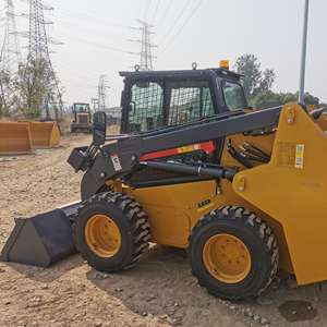 中古ホイールローダーXC7-SR10中古ミニスキッドステアリングローダー - Product Image 1