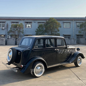 Voiture classique de luxe rouge haut de gamme, vintage et élégante, avec couleurs optionnelles et logos personnalisables - Product Image 6