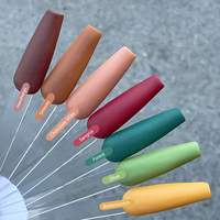 Poudres acryliques marron nude scintillantes, poudres acryliques couleur automne, poudre acrylique onctueuse pour nail art