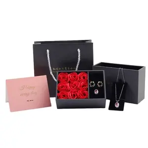 Embalagem de enfeites de joias, enfeites de logotipo personalizados, caixas de presente de rosas