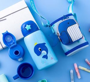 Botella de Agua Infantil Personalizada de Acero Inoxidable con Doble Tapa y Correa para el Hombro para Viajes Cómodos - Product Image 6