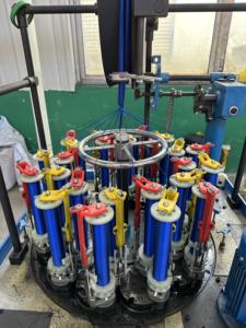 Servizio di Taglio Personalizzato Tubo Intrecciato Bianco Blu Verde Rosso Manicotto in Acciaio Inox PTFE AN3 Linea Freno Plastica QINGQIAN Sicurezza - Product Image 5