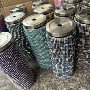 Gobelet isotherme de luxe en acier inoxydable avec strass et paillettes, 40 oz, avec paille et bouchon à vis, design diamant scintillant pour femme, 8 couleurs, idéal pour les cadeaux - Product Image 4