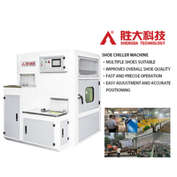 Machine de thermoformage à froid pour baskets SHENGDA Industry, avec dégivrage automatique, machine de refroidissement spirale efficace pour la fabrication de chaussures