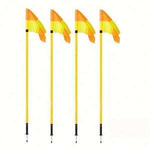 เสาฟุตบอลแบบพกพา ราคาสุดคุ้ม พร้อมธงมุมสนามฟุตบอลแบบธงชาติ สำหรับการฝึกซ้อม - Product Image 1