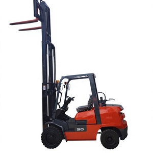 Toyota LPG 3 Tons Three Masts Gas <b>Forklift</b> 4.5 Meters with Side Shift - Product Image 1
