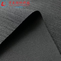 Tela de punto elástica de doble capa con rayas verticales brillantes en un lado, tejido de capa de aire teñido, poliéster y elastano, tela saludable para forro y cubiertas.