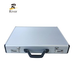 Großhandel Optische Optische Shop Augen prüfbox Opto metrische Versuchs linse Set Box JSC-232P-A Optiker Tragbares Refrakto meter - Product Image 4