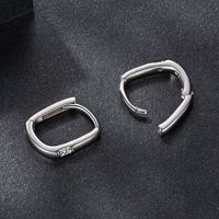 Boucles d'oreilles créoles rectangulaires en moissanite, forme géométrique en U, couleur D VVS1, pour femmes et adolescentes, cadeau quotidien MSE095