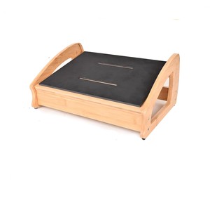 <span class=keywords><strong>Taburete</strong></span> de reposapiés ergonómico de <span class=keywords><strong>madera</strong></span> de bambú para debajo del escritorio con tapicería de terciopelo para uso en el dormitorio - Product Image 6