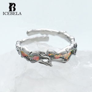 Bague pour femme en argent sterling S925 de haute qualité, à texture irrégulière et effet aurore irisé, tendance et élégante - Product Image 4