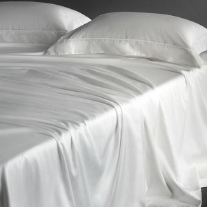 Wholesale Modern Cotton Bedding Sheets Luxury Bedding <b>White</b> Queen <b>King</b> <b>Size</b> Plush Soft Bedspread for Home Decor - Product Image 3