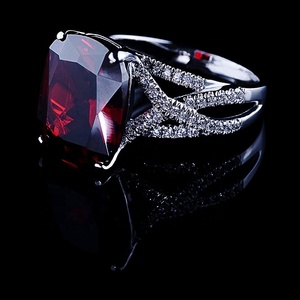 <span class=keywords><strong>Ruby</strong></span> và đá trắng thời trang mới Nhẫn <span class=keywords><strong>Ruby</strong></span> đá Vòng thiết kế Đá Nhẫn cho phụ nữ 925 Sterling Silver 18K vàng mạ đồ trang sức - Product Image 4