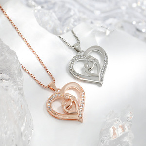 2025 l'amour des mères européennes et américaines mère fille collier en forme <span class=keywords><strong>de</strong></span> coeur pour les filles - Product Image 2