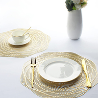 Tapis de Table de luxe en forme de fleur de Rose, imperméable, facile à nettoyer, napperon en PVC, cercle doré, pour Table à manger