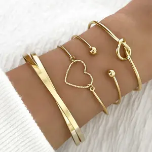 El más popular en 2024, pulsera de corazón para mujer, pulsera cruzada completa de moda dorada, conjunto de 4 piezas, pulsera con nudo