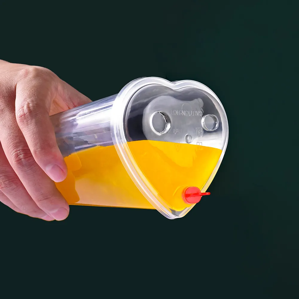 クリエイティブデザインラブハート型使い捨て透明厚手プラスチックミルクバブルティーカップ