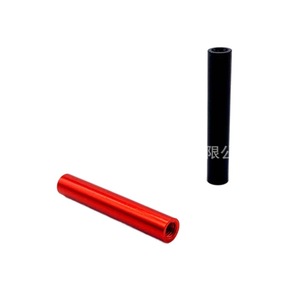 Connecteur double traversant en aluminium M2.5 de 18 mm avec filetage interne D4 pour support de cadre de drone RC - Jincheng Hardware - Product Image 1