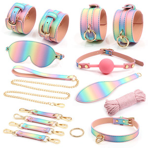 Ensemble de 8 pièces de matériel de Bondage en cuir arc-en-ciel coloré <span class=keywords><strong>Jeux</strong></span> pour adultes Jouets sexuels Bdsm avec menottes Sm Kit - Product Image 1
