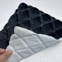 Stock de quantité minimale de commande bas tissu en faux daim brodé matelassé avec mousse en PVC et coutures pour sièges de voiture canapés meubles d'ameublement
