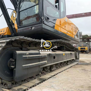 Excavatrice sur chenilles Hyundai 300LC-9S d'occasion 2022 Moteur Cummins C8.3 & Roulement d'engrenage Prix bas 30 tonnes de poids opérationnel 190 kW de puissance - Product Image 4