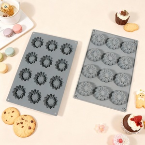 12-Compartment Silicone Mold for Cake Baking, Flower-Shaped Mold for <b>Cookies</b>, DIY Mold - Product Image 3