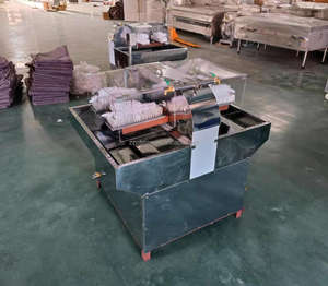 Machine à brosser les bouteilles en <span class=keywords><strong>verre</strong></span> semi-automatique, machine à laver les bouteilles de boissons et de vin, équipement de lavage des bouteilles cosmétiques - Product Image 3