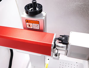 Máquina de Grabado y Marcado Láser de Fibra CNC Portátil para Uso Doméstico con Enfriamiento por Aire para Metal, Compatible con Formatos DXF/PLT/BMP - Product Image 6