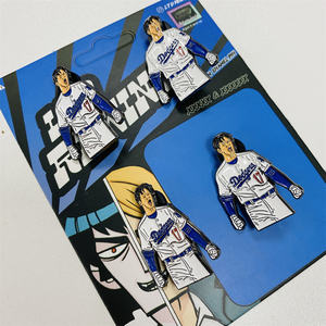 漫画アニメアヒル保持お金帽子ピンソフトエナメルカスタムメタルラペルピンバッジデザインあなた自身のカスタムメイドキャップピン - Product Image 6