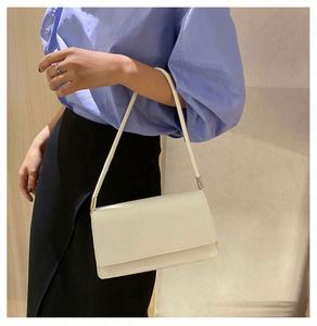 กระเป๋าถือสะพายไหล่ทรงสี่เหลี่ยมเล็ก รุ่น I-0330 แฟชั่นใหม่ สีพื้น ทำจากวัสดุ PU กันน้ำ สำหรับผู้หญิง ฤดูใบไม้ผลิ ฤดูร้อน ฤดูใบไม้ร่วง ฤดูหนาว - Product Image 5