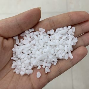 PLA PP <span class=keywords><strong>PE</strong></span> PETG LDPE 과립용 플라스틱 애플리케이션용 고광택 Na2So4 필러 마스터 배치 - Product Image 2