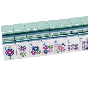 Venta al por Mayor de Fichas de Mahjong Americanas de Acrílico de 4 Capas, 160 Piezas, Grabadas con Láser Verde Claro, Modernas, Portátiles y de Lujo para Entretenimiento - Product Image 3
