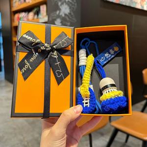 Porte-clés de badminton en crochet fait main, design créatif, mignon, pour les amoureux du sport, cadeau pour fille, breloque de sac à main, sangle de téléphone, porte-clés de voiture - Product Image 5