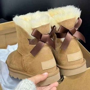 Botines de Nieve para Mujer Hechos a Medida de Alta Calidad, Ligeros, Antiolor, Cálidos, Suaves y Cómodos, con Parte Superior de Cuero Genuino y Forro de Algodón - Product Image 2