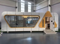 Conteneur habitable 20 pieds 40 pieds, type Apple Cabin ou Apple Hut, pour usage hôtelier, avec panneaux sandwich, design moderne et caractéristique respirante