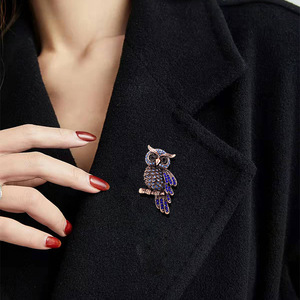 Broche en alliage plaqué or haut <span class=keywords><strong>de</strong></span> gamme, motif hibou intelligent, sertie <span class=keywords><strong>de</strong></span> diamants, pour femmes, symbole <span class=keywords><strong>de</strong></span> <span class=keywords><strong>sagesse</strong></span> - Product Image 2